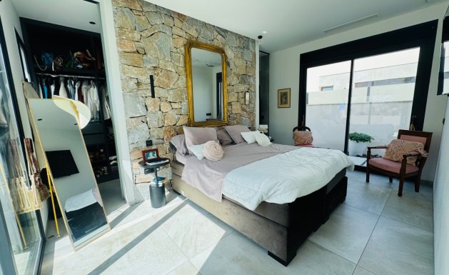 Reventa - Villa - Ciudad Quesada - La Fiesta