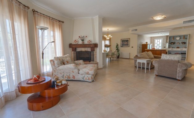 Reventa - Villa - Ciudad Quesada - Dona Pepa