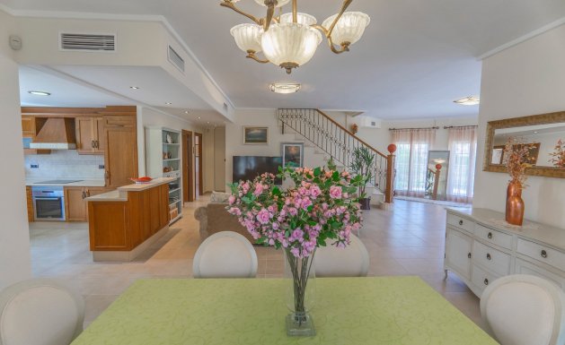 Reventa - Villa - Ciudad Quesada - Dona Pepa