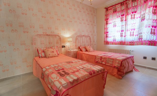 Reventa - Villa - Ciudad Quesada - Dona Pepa