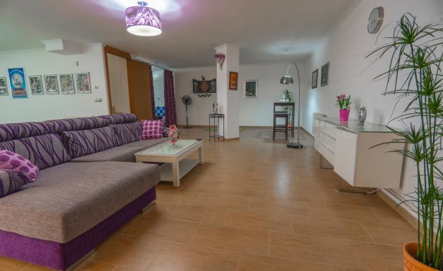 Reventa - Villa - Ciudad Quesada - Dona Pepa