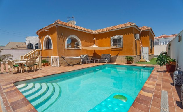 Reventa - Villa - Ciudad Quesada - Town Center