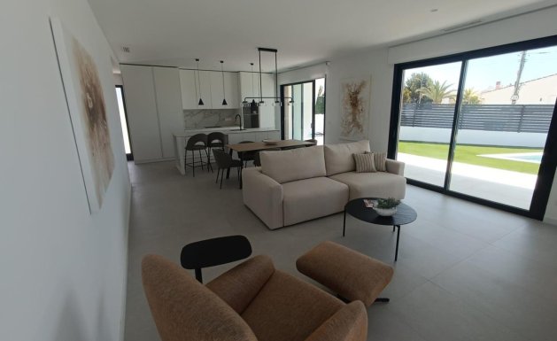 Reventa - Villa - Ciudad Quesada - Town Center