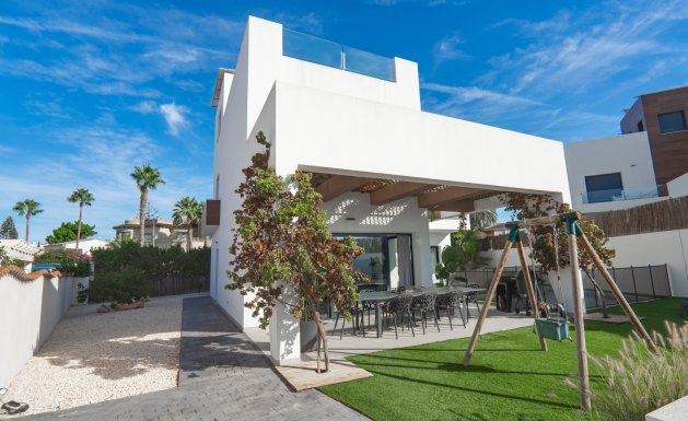 Reventa - Villa - Ciudad Quesada - Town Center