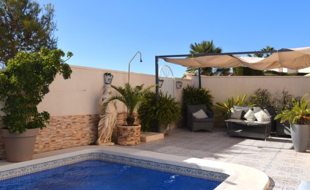 Herverkoop - Detached House / Villa - Orihuela Costa - Playa Flamenca