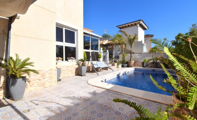 Herverkoop - Detached House / Villa - Orihuela Costa - Playa Flamenca
