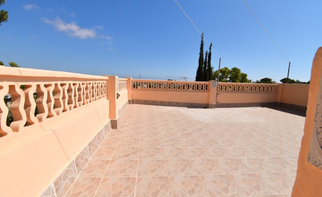 Herverkoop - Detached House / Villa - Orihuela Costa - Los Balcones