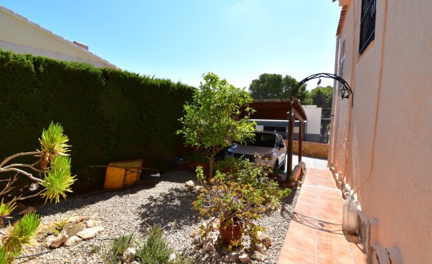 Herverkoop - Detached House / Villa - Orihuela Costa - Los Balcones