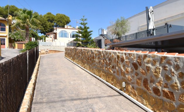 Herverkoop - Detached House / Villa - Orihuela Costa - Los Balcones