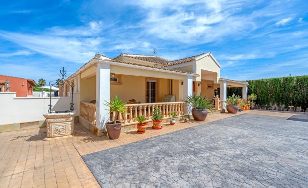 Herverkoop - Country Property - Almoradí - Las Heredades