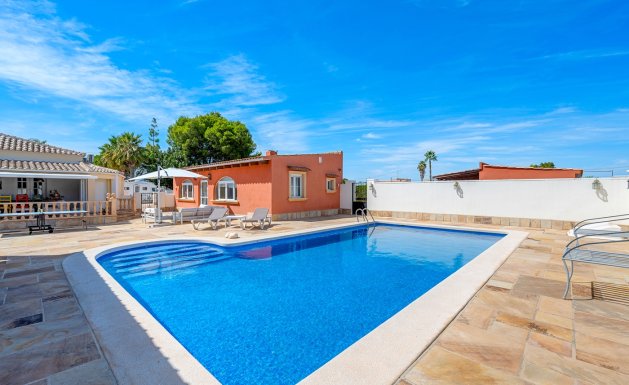 Herverkoop - Country Property - Almoradí - Las Heredades