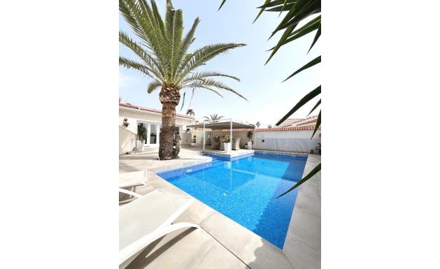 Resale - Detached House / Villa - Ciudad Quesada - Central Quesada