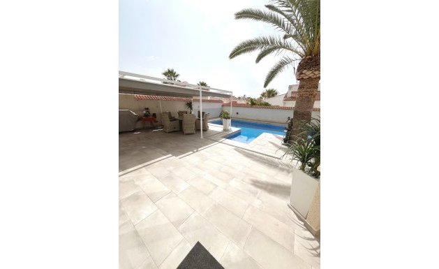 Resale - Detached House / Villa - Ciudad Quesada - Central Quesada