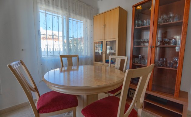 Herverkoop - Detached House / Villa - Guardamar del Segura - El Raso