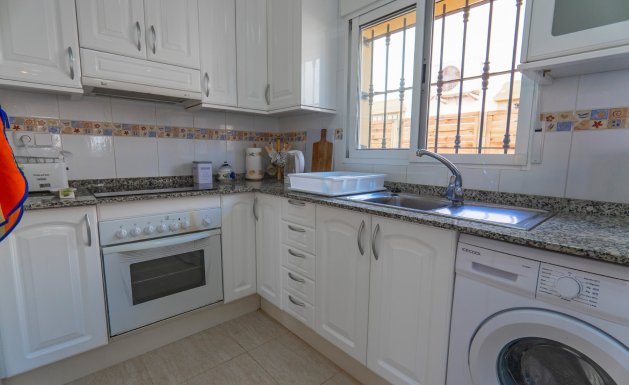 Herverkoop - Detached House / Villa - Guardamar del Segura - El Raso