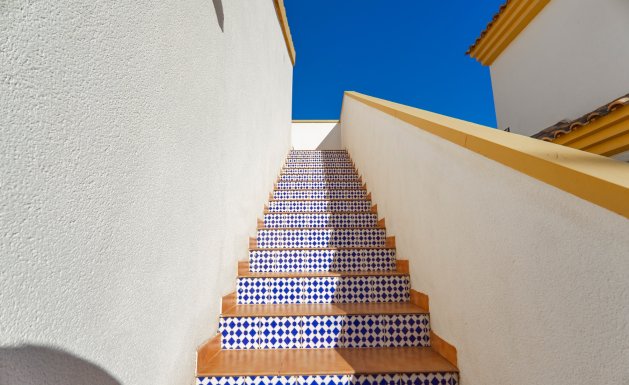 Herverkoop - Detached House / Villa - Guardamar del Segura - El Raso