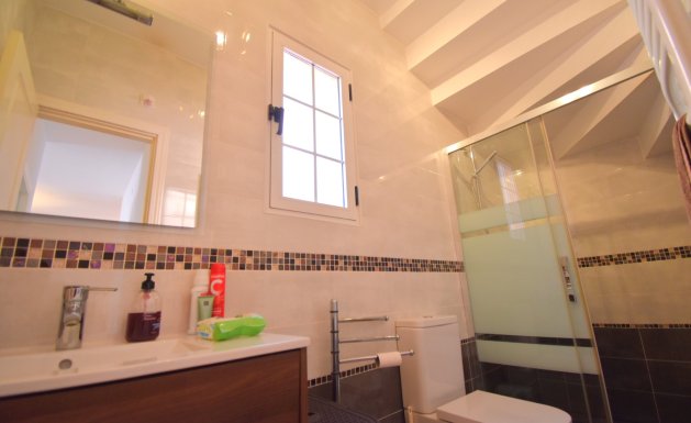 Herverkoop - Detached House / Villa - Orihuela Costa - Playa Flamenca