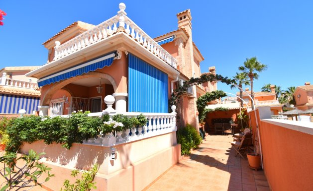 Herverkoop - Detached House / Villa - Orihuela Costa - Playa Flamenca