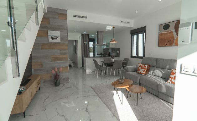 Herverkoop - Detached House / Villa - Torrevieja - La Florida