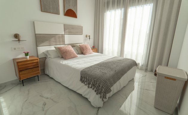 Herverkoop - Detached House / Villa - Torrevieja - La Florida