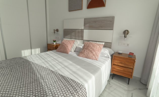 Herverkoop - Detached House / Villa - Torrevieja - La Florida