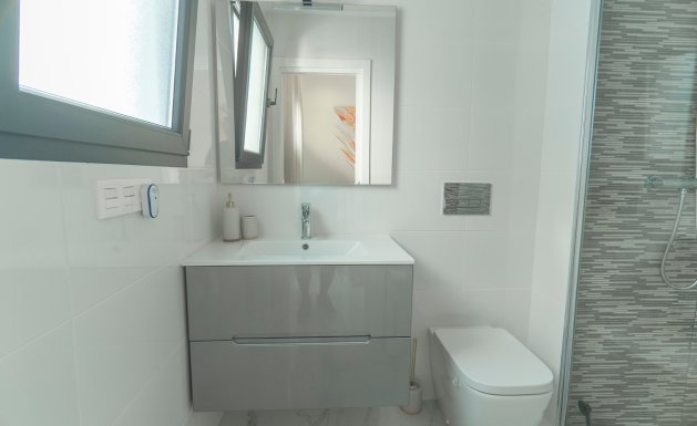 Herverkoop - Detached House / Villa - Torrevieja - La Florida