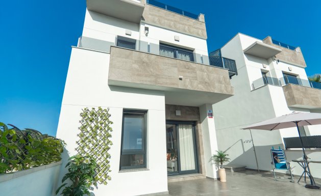 Herverkoop - Detached House / Villa - Torrevieja - La Florida