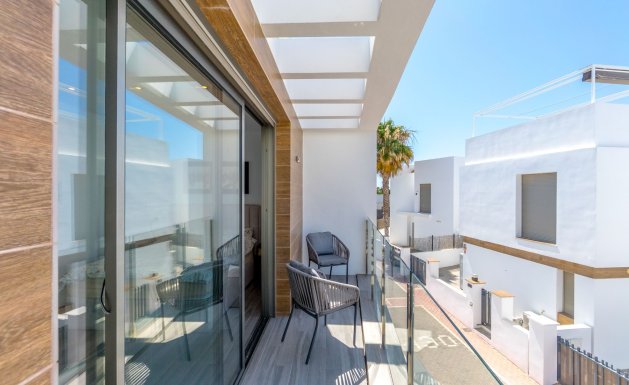 Herverkoop - Villa - Orihuela Costa - Villamartín