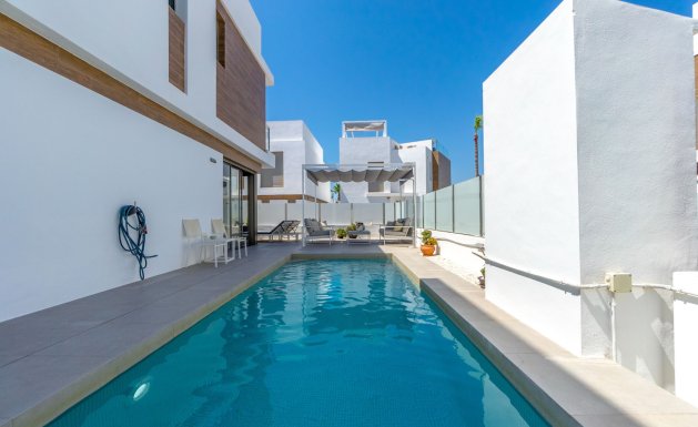 Herverkoop - Villa - Orihuela Costa - Villamartín