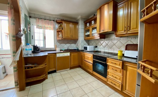 Herverkoop - Apartment - Torrevieja - Playa del Cura