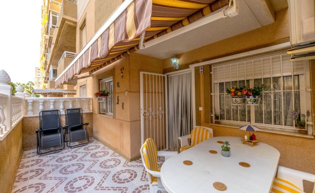 Herverkoop - Apartment - Torrevieja - Centro