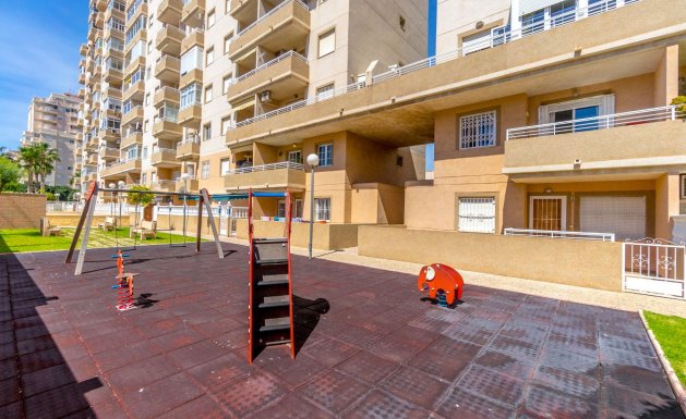 Herverkoop - Apartment - Torrevieja - Centro