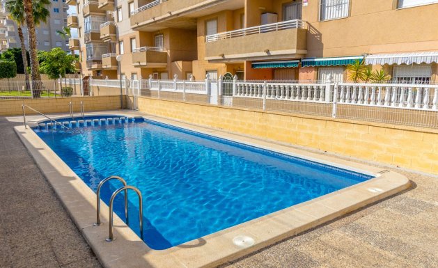 Herverkoop - Apartment - Torrevieja - Centro