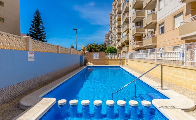 Herverkoop - Apartment - Torrevieja - Centro