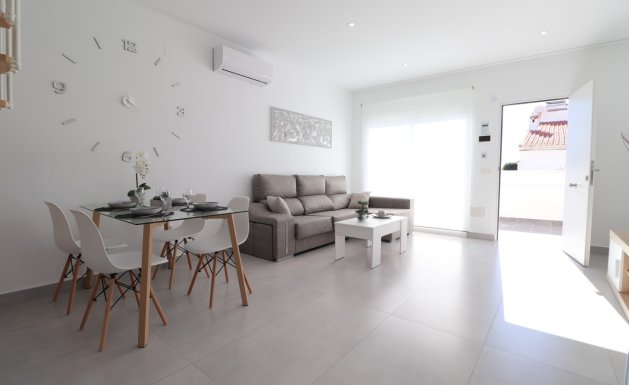 Herverkoop - Semi Detached - Torrevieja - San Luis