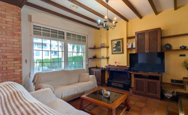 Herverkoop - Detached House / Villa - Mil Palmeras