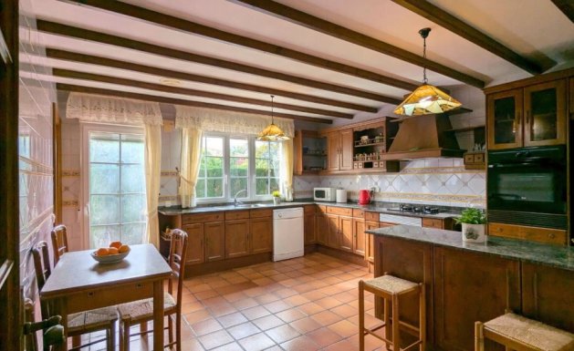 Herverkoop - Detached House / Villa - Mil Palmeras