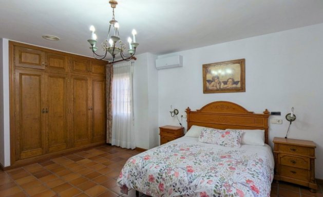 Herverkoop - Detached House / Villa - Mil Palmeras