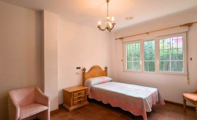 Herverkoop - Detached House / Villa - Mil Palmeras