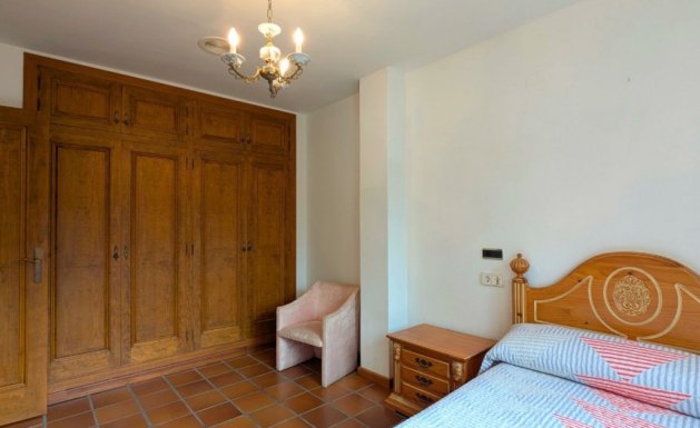 Herverkoop - Detached House / Villa - Mil Palmeras