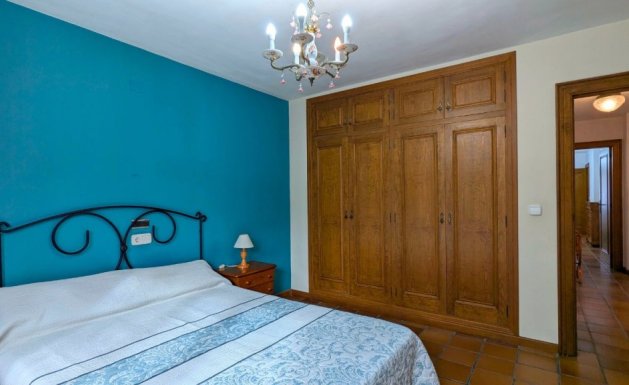 Herverkoop - Detached House / Villa - Mil Palmeras