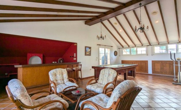 Herverkoop - Detached House / Villa - Mil Palmeras