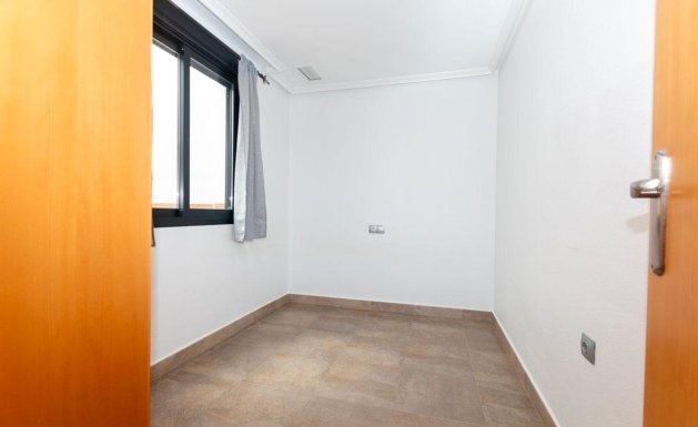 Herverkoop - Apartment - La Mata - La Mata - Town