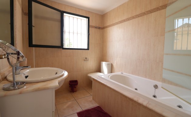 Herverkoop - Detached House / Villa - Algorfa - Lo Crispin