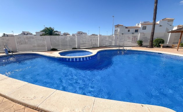 Herverkoop - Apartment - Los Montesinos - Entre Naranjos / Vistabella Golf
