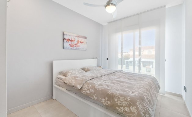 Resale - Apartment - Torrevieja - Punta Prima