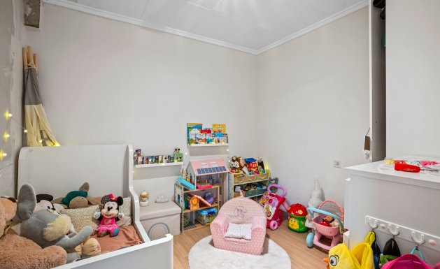 Resale - Chalet - Torrevieja - La Siesta