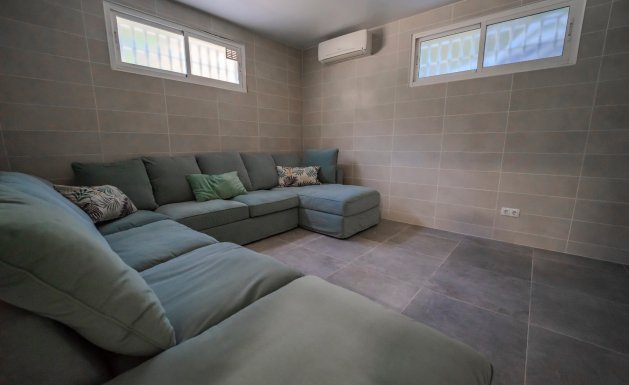 Reventa - Villa - Ciudad Quesada - Dona Pepa