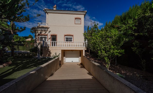 Reventa - Villa - Ciudad Quesada - Dona Pepa