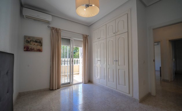 Reventa - Villa - Ciudad Quesada - Dona Pepa